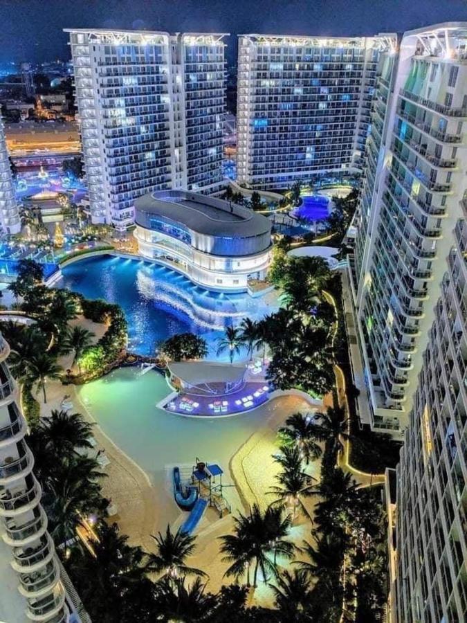 Azure Urban Residence A11 Near Airport And Sm Bicutan+ Free Wifi Paranaque City Bagian luar foto
